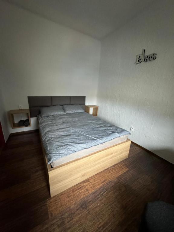 Hotelowe Pokoje Paris -Rynek Centrum- City One Kielce Eksteriør bilde